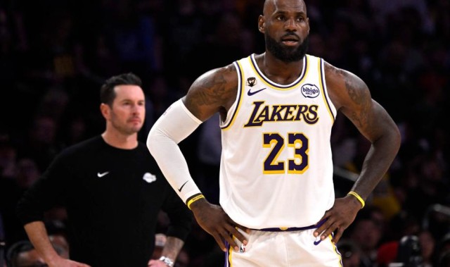 娱乐平台-詹姆斯20分东契奇25分 湖人主场22分惨败凯尔特人