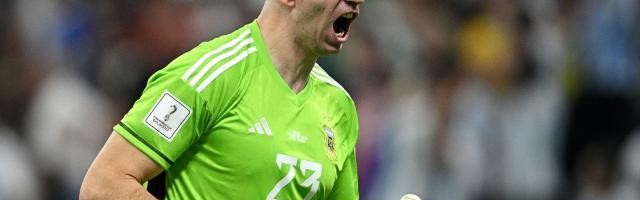 开云娱乐-阿根廷门将大马丁：首战输球后，我去找了心理医生