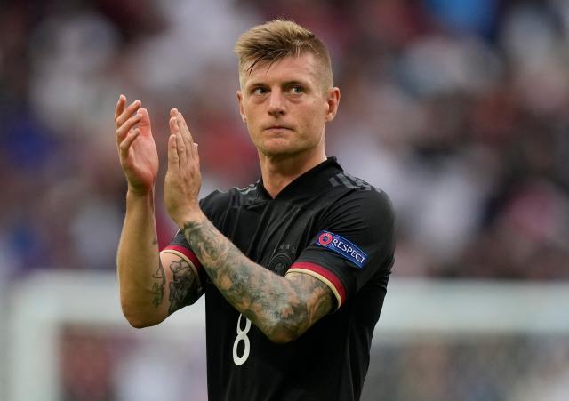 1708610421700086681.jpg kroos 2.jpg
